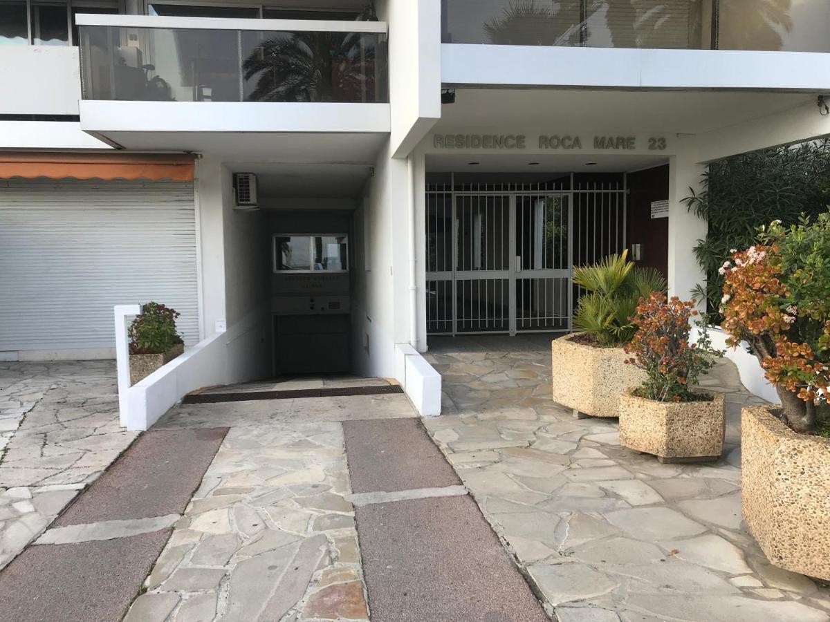 App Le Rocazur Avec Piscine Et Parking En Bord De Mer A 500M Du Centre Ville Menton Dış mekan fotoğraf